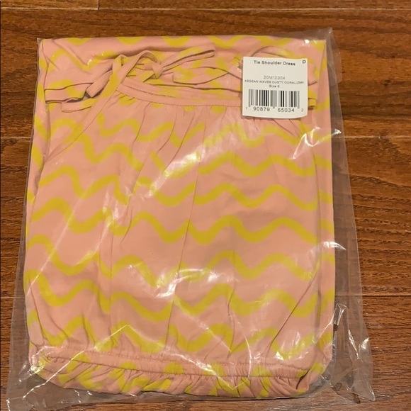 New Tea Collection dress - Picture 4 of 4